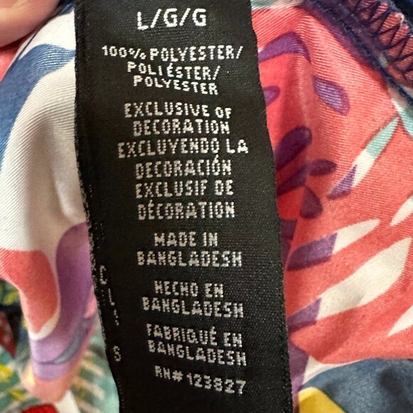 NWT Surf Society Tropical Skulls Lightweight Swim Shirt Men's Size L, Multicolor - Picture 7 of 8